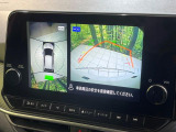 【アラウンドビューモニター】専用のカメラにより、上から見下ろしたような視点で360度クルマの周囲を確認することができます☆死角部分も確認しやすく、狭い場所での切り返しや駐車もスムーズに行えます。