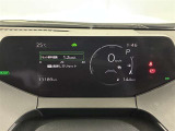 一目で今出ている速度が分かるデジタルメーターを採用しており、うっかりのスピード超過も減りますよ