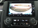 車庫入れの頼もしい味方! バックモニター付いています!!