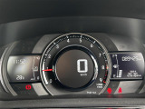 【スピードメーター】メーターがシンプルで見やすく運転しやすいですね。