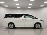 《ロングラン保証&alpha;》通常のロングラン保証に有償にてプラス1年または2年の延長保証もお選びいただけます。愛車を永く大切にお乗りになる方におすすめのプランです。