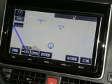 【9インチ純正ナビ】純正ナビを装備。タッチパネル式で使いやすく、詳細地図により目的地をピンポイントで設定できます。初めての道でも迷いにくく、ロングドライブも快適ですよ♪
