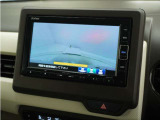 ◆バックカメラ◆リバースにするだけで映ります、後方の安全確認や、狭い駐車場での車庫入れ、雨の日や夜間など視界の悪い時に便利です!安全にバックする為には欠かせない装備です。