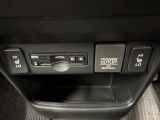 ETC付きで高速道路をノンストップ・キャッシュレスで利用出来ます!スマートインターの出入りも利用可能でとても便利です!寒い時期には嬉しいシートヒーター付きです!