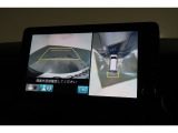 ★マルチビューカメラシステム★ギヤをRに入れるとナビの画面には上空から見下ろし感覚の映像がドライバーをアシスト★
