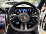 メルセデス・ベンツ車は、妥協を許さない常に高水準の技術と品質をもって製造されており、いつもでも変わらぬ価値を提供いたしております。