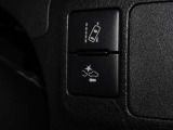 トヨタが誇る衝突被害軽減ブレーキを搭載したサポカーです。
