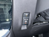 電動パーキンングにオートブレーキホールド付き。信号待ちやチケットを取る時に便利です。