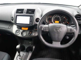 運転席廻りです。