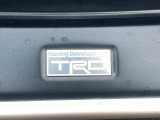 【TRDエアロ】人気のTRDエアロを装備!クルマの外観がよりスタイリッシュになり、街中で存在感あふれる1台に♪将来買い替える時にもリセールに影響しやすく、価値ある人気の装備です!