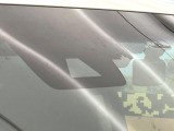 【トヨタセーフティセンス】走行中に前方の車両等を認識し、衝突しそうな時は警報とブレーキで衝突回避と被害軽減をアシスト。より安全にドライブをお楽しみいただけます。