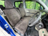 運転席シート廻りは使用感も少なく、良好な状態となっています。丁寧に使われていたことがよくわかりますね。