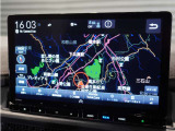 【ナビゲーション】起動までの速度と地図を検索する速度が最大の魅力。初めての道でも安心・快適なドライブをサポート出来ます。操作も簡単で、ストレスフリーなドライブを提供。