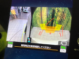 【サイド&バックカメラ】停車・駐車時に死角になりがちな運転席から見えづらいサイドとリアの障害物を確認できます!雨天時や夜間などは特に活躍してくれるアイテムです。