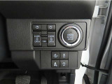 両側電動のスライドドアで楽々スムース!運転席からも開閉の操作もできます♪キーのスイッチひとつで自動開閉できる便利な機能もついてます♪