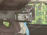 【ドライブレコーダー】ドライブレコーダー装備!走行中はもちろん、あおり運転や事故に遭遇した際、映像で記録し、万一のリスクに備えます。※記録用SDカードはお客様ご自身でご準備いただく必要があります。