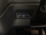ETC車載器付。ETCが使用可能な道路通行料はキャッシュレスでスマートに走行できます。