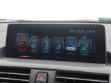 【純正ナビゲーション】BMWのナビゲーションは操作性も良く、詳細な地図情報と交通状況を見やすく表示し、快適なドライビングをサポートしながら目的地までナビゲートします