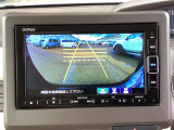 後方確認はバックカメラにお任せ♪後退時に便利で、駐車が楽になります♪
