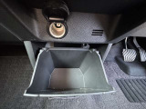 【運転席操作部】運転に役立つ機能ばかり!快適なドライブにしてくれること間違いなし!!