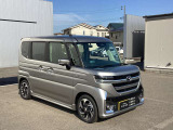 スタイリッシュで力強いデザインとなっております。