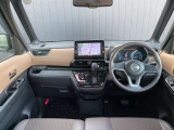 広々とした視界を体感できます。運転が楽しくなりますね。