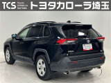 外板色はアティチュードブラックマイカ(218)!ボディサイズは全長460&times;全幅185&times;全高168センチ!3ナンバー登録となります!