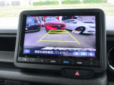 バックカメラ付きで駐車も安心