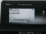 前後ドライブレコーダー付きです。