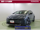 何度も姿を変えながら第一線を走り続ける【プリウス】。先進的でスタイリッシュなフロントフェイス。ワイド&ローなボディで未来へ走りだしたプリウスです。