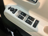 ダイハツディーラーでは「ダイハツ認定U-CAR」という基準を設け、車選びに詳しくないお客様でも「安心して選べる」をご提供しています。
