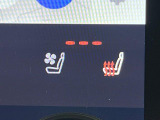 【シートヒーター】寒い日に重宝するシートヒーター!エアコンより早く温まってくれるので寒がりの人も安心ですね♪エアコンの温風は乾燥するから苦手、という方にもをおすすめです。
