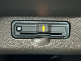 有料道路のレーン通過に便利なETC2.0車載器を装着しています。ご利用にはセットアップが必要となります。