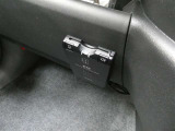 アンテナ分離型ETCです。ETC本体は目立つところに設置していないのでデザイン的にも安全性も高いです。