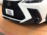 【TRDエアロ】人気のTRDエアロを装備!クルマの外観がよりスタイリッシュになり、街中で存在感あふれる1台に♪将来買い替える時にもリセールに影響しやすく、価値ある人気の装備です!