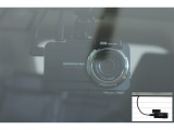 ドライブレコーダー(Mirumo eye DRC-32M)装備してます。フロントとリヤーのカメラで録画しているので万が一の時の記録で安心です。