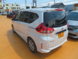 左後ろからの画像です!日々お買い得車両続々入庫しております!