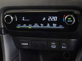 車内を快適に、オートエアコンを装備しています。