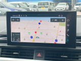 ●純正ナビ:一体感のあるナビは、高級感ある車内を演出してくれます。Bluetooth再生などオーディオ機能も充実しておりますので、運転もより楽しめます♪