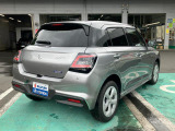車両右斜め後ろからです!