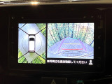 【全方位モニター用カメラ】専用のカメラにより、上から見下ろしたような視点で360度クルマの周囲を確認することができます☆死角部分も確認しやすく、狭い場所での切り返しや駐車もスムーズに行えます。