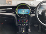 弊社はMINI正規販売店として新型車から旧モデルまでの商品知識と整備知識を備えております。納車後の不明な点等も、お気軽に弊社担当者までお問い合わせ下さい。