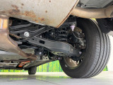 お車を安心してお乗りいただく為には、足回りの定期点検が欠かせません。サービスサポート(有償保証)では無料点検もご提供しており、安心のカーライフをお過ごしいただけるサポート体制が整っています。