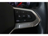クルーズコントロールにレーダーセンサーを組み合わせたシステムとなります。長距離走行時などでの疲労を低減させます!