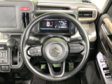 【ステアリングスイッチ】運転中、前方から目線をそらすことなく、オーディオ等の操作が可能な便利機能!安心&快適なドライブを演出してくれます♪