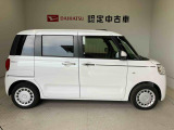 車両右側面からの写真になります。車をご覧になりたい時はお気軽に最寄りの店舗へご相談下さい。