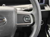 【全車速追従機能付ACC(アダプティブクルーズコントロール)】設定した車速内で自動で加減速ができます。先行車との車間距離を適切に維持した追従走行も可能です!機能には限界があるためご注意ください。