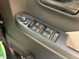 ダイハツディーラーでは「ダイハツ認定U-CAR」という基準を設け、車選びに詳しくないお客様でも「安心して選べる」をご提供しています。