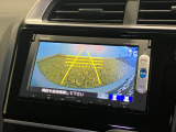 【バックカメラ】リバースにするだけで映ります、後方の安全確認や、狭い駐車場での車庫入れ、雨の日や夜間など視界の悪い時に便利です!安全にバックする為には欠かせない装備です。