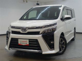 カラーはホワイトパールクリスタルシャイン!走行距離は41000kmとなっております☆